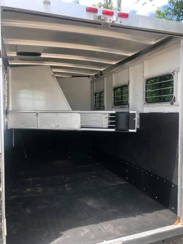 1998 Sundowner 3 Horse Angle Load Float